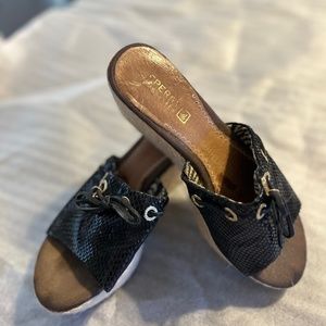 2.75 inches wedge platform sandals